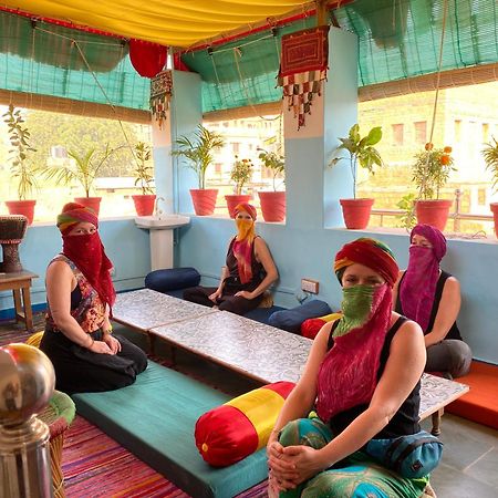 Blue Eye Hostel جيلسامر المظهر الخارجي الصورة